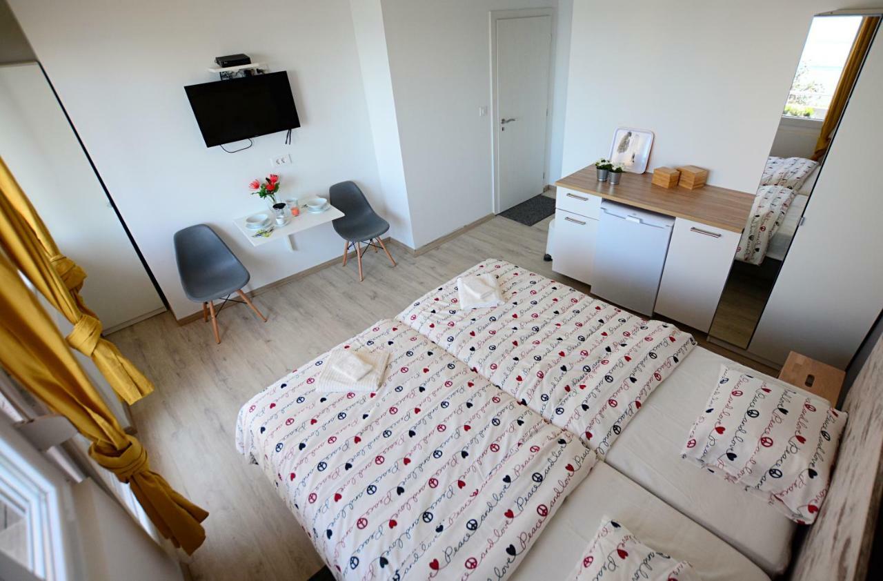Nora Rooms Zadar Ngoại thất bức ảnh